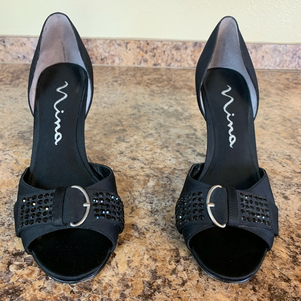 Nina black peep toe satin dressy sandals. 8 M 3”